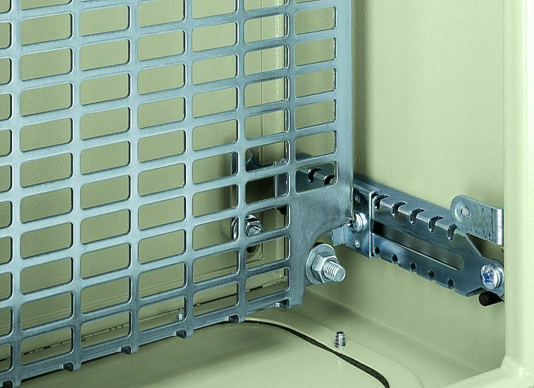 СТУПЕНЧАТАЯ ОПОРА Г=300ММ ДЛЯ УСТАНОВКИ 2-Х МОНТАЖНЫХ ПЛАТ В S3D