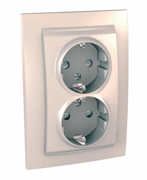 РОЗЕТКА ДВОЙНАЯ С З/К СО ШТОРКАМИ С РАМК