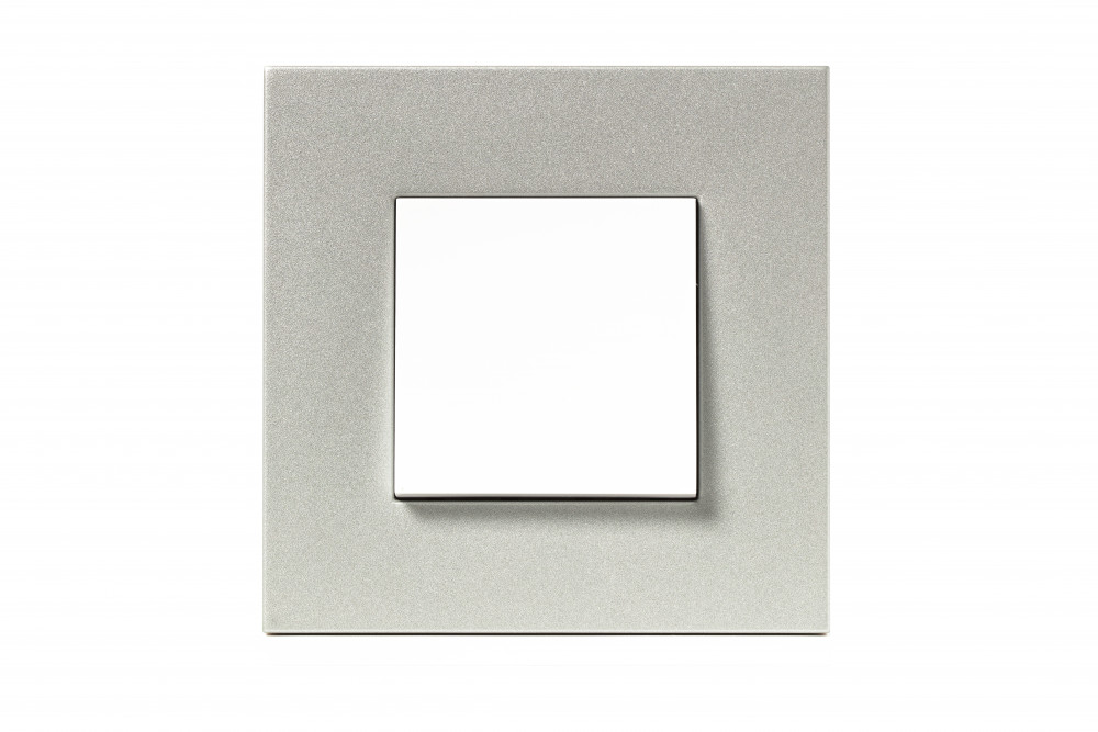 UNICA PURE рамка 1-постовая, горизонтальная, алюминий МАТОВЫЙ/белый