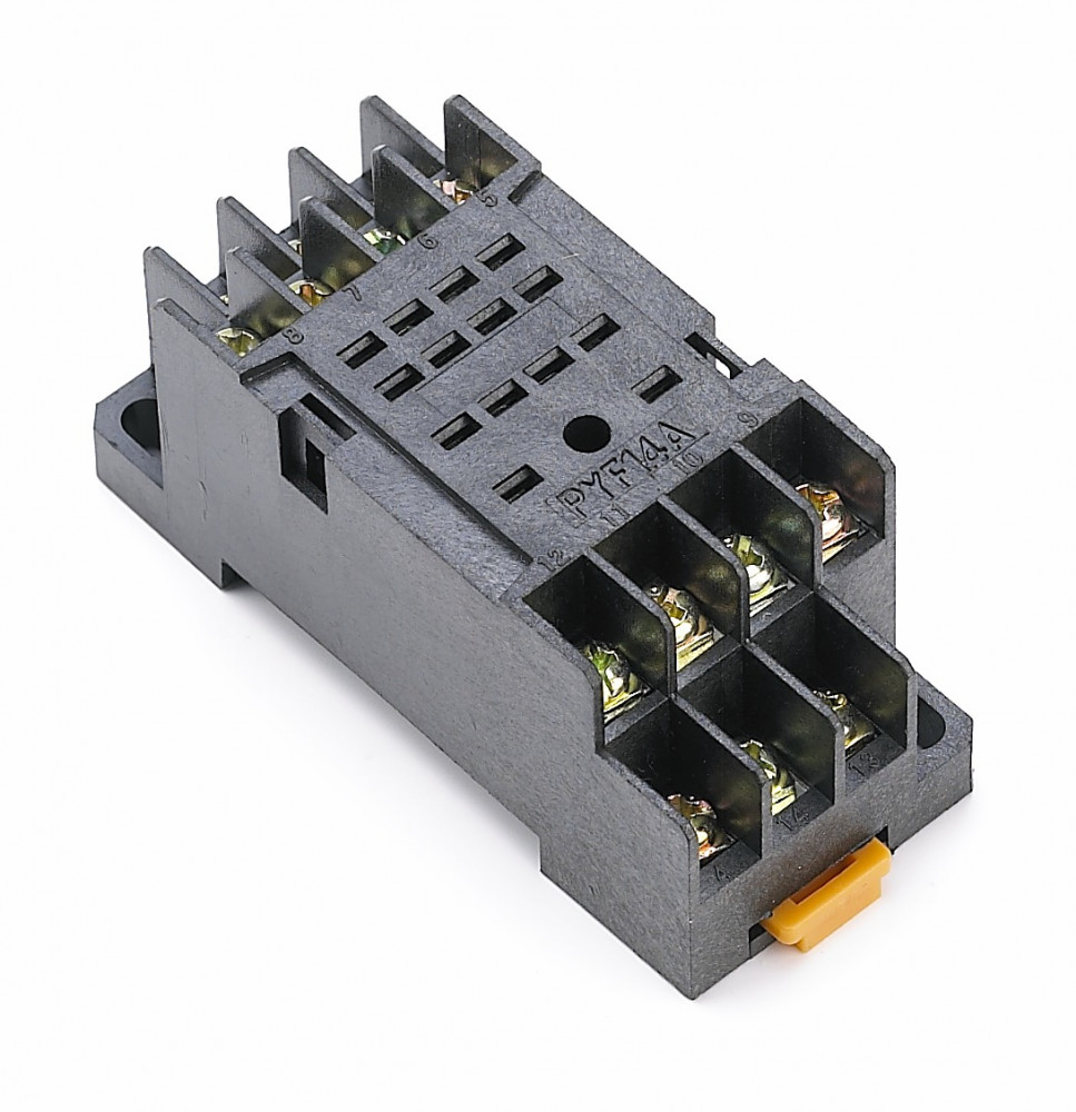 РР102-4-03_розетка для пром. реле