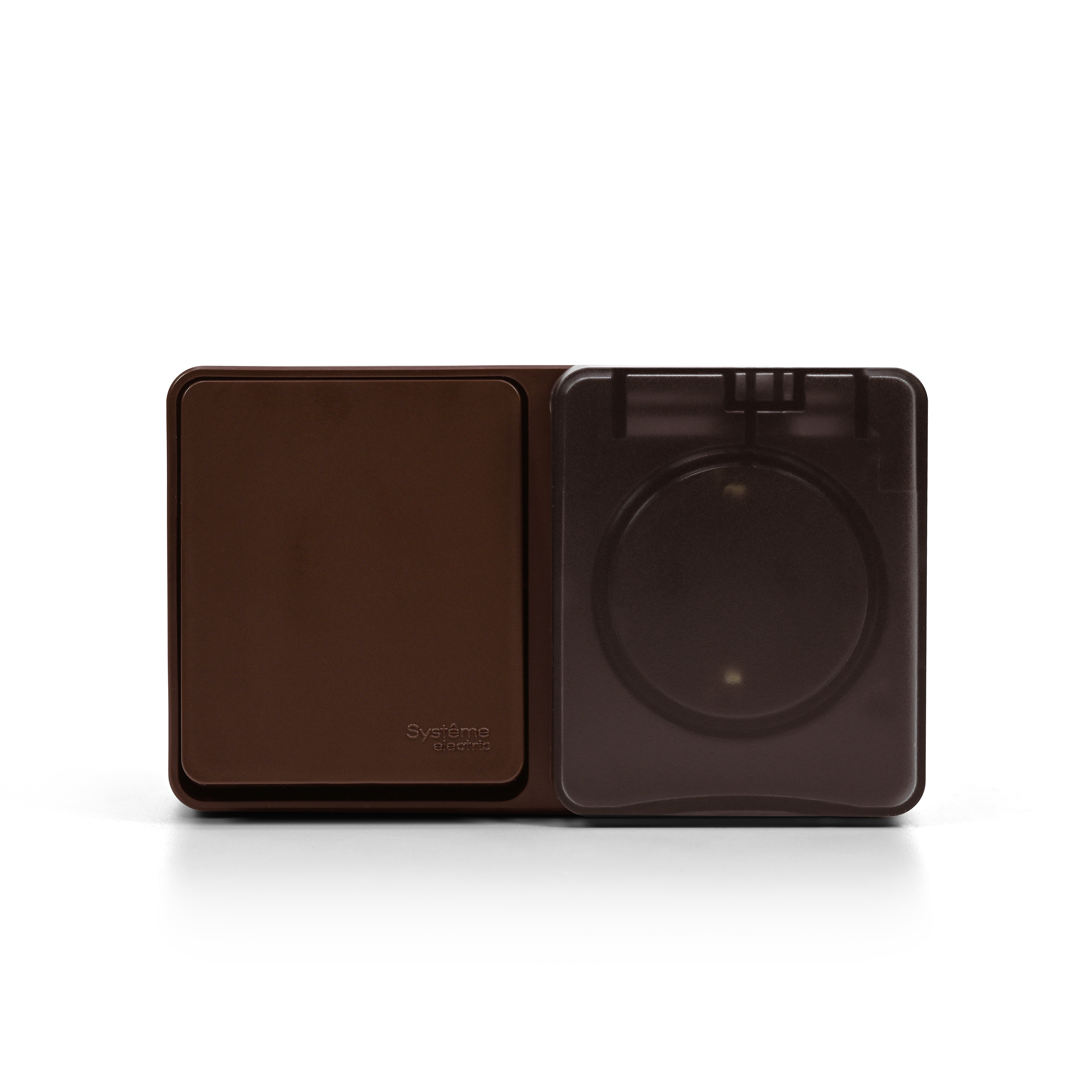 ATLASDESIGN PROFI IP54 О/У БЛОК: РОЗЕТКА с заземл. со шт., 16А, ВЫКЛЮЧАТЕЛЬ 1-клав., 10АХ, КОРИЧНЕВЫЙ