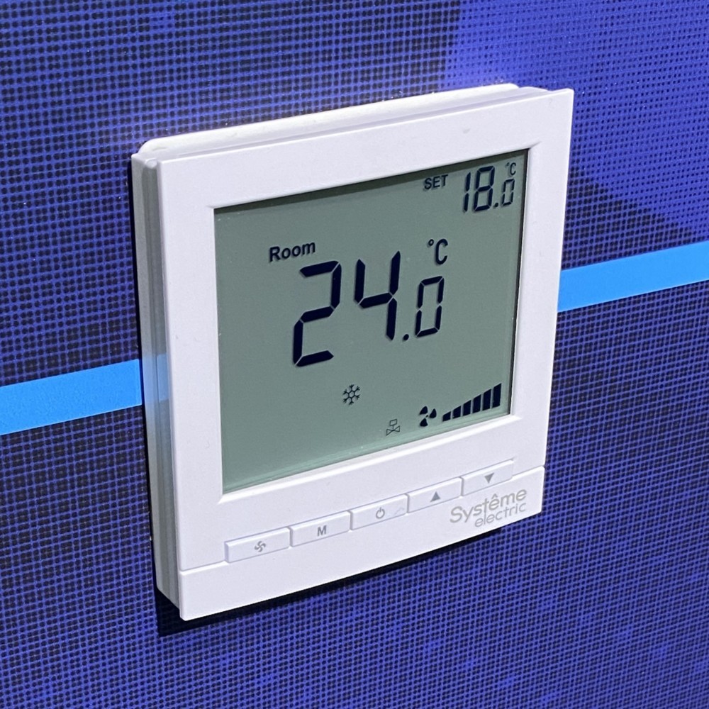 Термостат комнатный цифровой, О/Н/В для 4тр 3ск FCU и клап 0-10В, 1TI 1DI 3DO 2AO Modbus бел ~230В BS